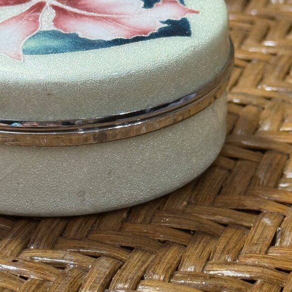 Decorative Floral Trinket Box With Velvet Lining - Picture 4 of 8